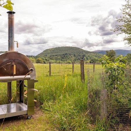Enchanting Tiny House With Wood Burner And Hot Tub In Cairngorms Ballater Exteriör bild
